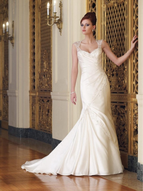 Cap sleeves Beaded Satin Mermaid/Trumpet Wedding Dress