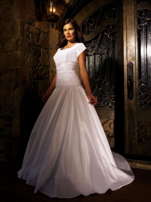 Scoop Short Sleeves Ruffles Satin Princess Modest Wedding Dress