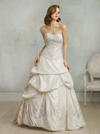 Embroidered Beaded Ball Gown Formal Vintage Wedding Dress