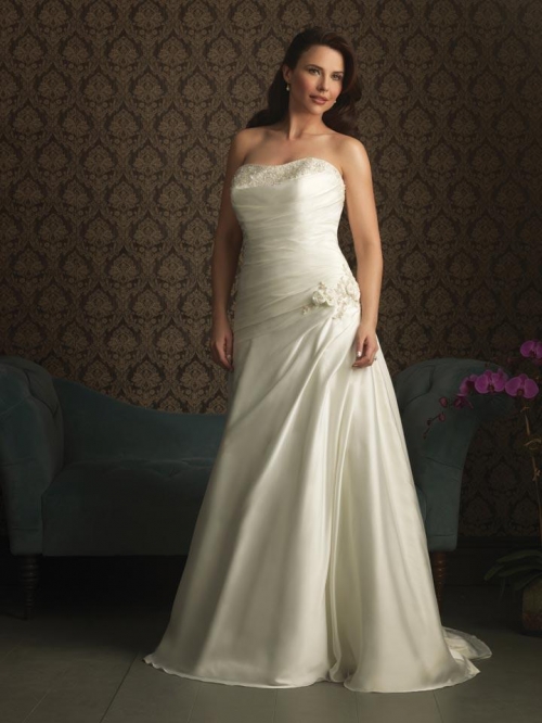 Ivory Strapless Beaded A line Plus Size Wedding Dress