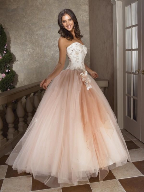 Embroidery Tulle Quinceanera Ball Gown Sweet Sixteen Dress
