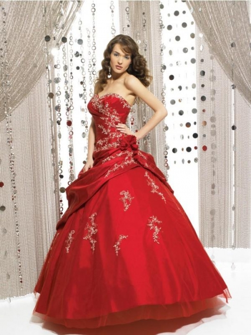 Red Embroidery Taffeta Quinceanera Ball Gown Sweet Sixteen Dress