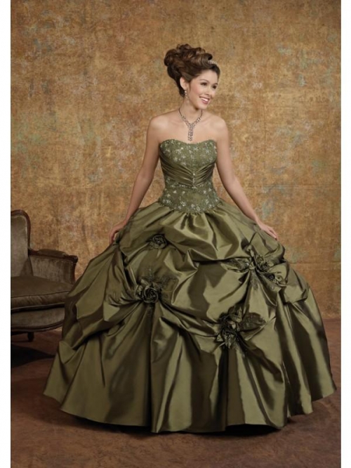 Oliive Applique Quinceanera Ball Gown Sweet Sixteen Dress