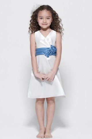 V-neck Sleeveless Knee length Satin Flower Girl Dresses