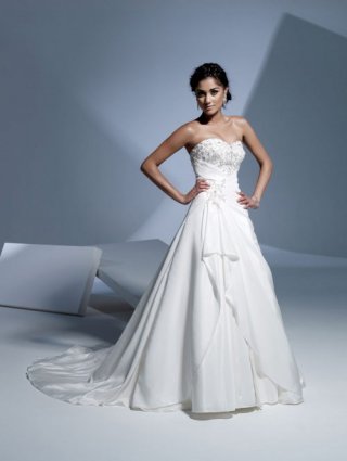 New Floor Length A-Line Strapless Low Back Sweep Train With Embroidery,Bandage Wedding Dresses WDresses00828