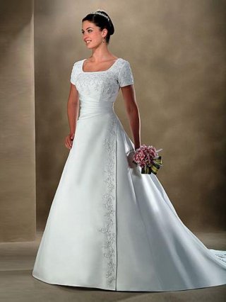 2011 A line Short Sleeves Applique Square Beading Wedding dress