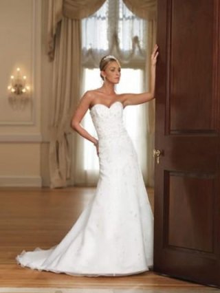 White A line strapless sweetheart beading embroidery satin