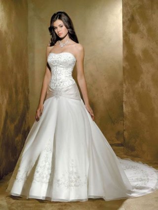 Princess A-line Empire Waist Embroider Satin/ Taffeta Long Length wholesale Wedding Dress