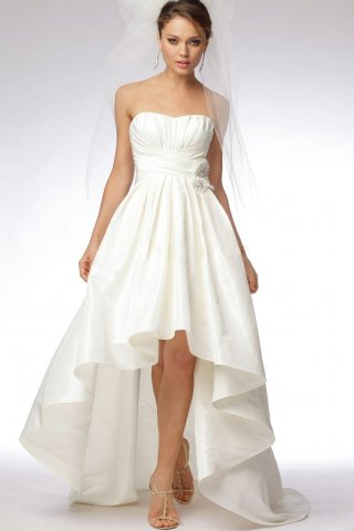 A-Line/Princess Strapless Court Taffeta Bridal Gowns
