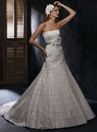 Ivory Cascading Strapless Lace A-line Silhouette Corset Wedding Dress (BOTS0725)