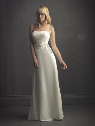 Ivory Strapless Simple Bow Column/Sheath Unique Wedding Dress (BOTS0772)