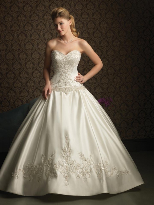 Ivory Beaded Embroidery Satin Ball Gown Formal Wedding Dress (BOTS0802)