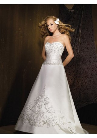 Regular Satin Sweetheart A-line Chapel train Wedding Dress (BOTS1263)