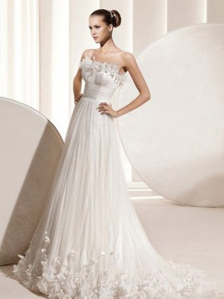 Brief Floor Length A-Line Strapless Low Back Sweep Train With Flower Wedding Dresses WDresses00860