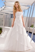 Cute A-line strapless chapel Wedding Dress 5580