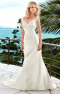 Beautiful column strap chapel Wedding Dress 5517