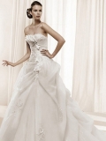 Delicate Floor Length A-Line Strapless Low Back Sweep Train With Embroidery Wedding Dresses WDresses00866
