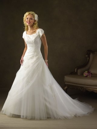 Discount Floor Length A-Line Short Sleeves Sweep Train With Embroidery Wedding Dresses WDresses01028