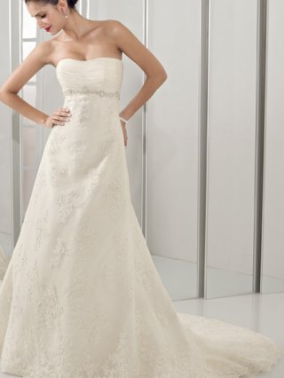 2011 Empire Waist A-line Design Applique Beads Working Floor length Strapless Wedding Dress