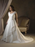Gorgeous Floor Length A Line Cap Sleeves Zipper Sweep/Brush Train With Beading,Embroidery Wedding Dresses