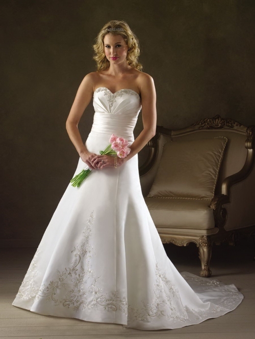 Gorgeous Floor Length A-Line Sweetheart Low Back Sweep Train With Embroidery,Button Wedding Dresses WDresses01040
