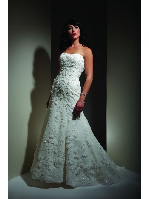 High Quality Floor Length A-Line Strapless Low Back Sweep Train With Embroidery Wedding Dresses WDresses00975