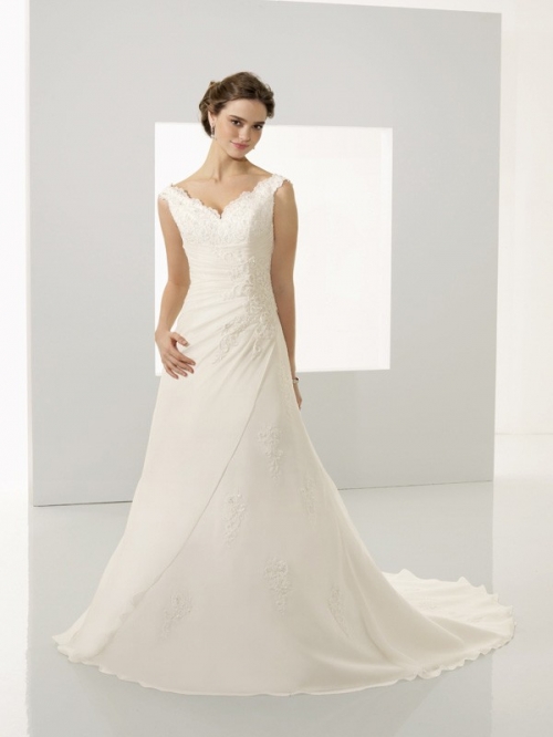 High Quality Floor Length A-Line V-Neck Zipper Sweep/Brush Train With Lace,Appliques Wedding Dresses