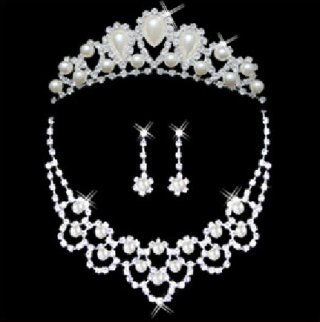 Gorgeous Alloy With Czech Rhinestones Wedding Bridal Jewelry Set,Including Necklace And Earrings