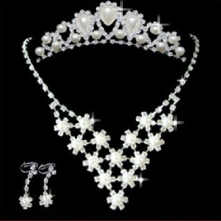 Gorgeous Alloy With Czech Rhinestones Wedding Bridal Jewelry Set,Including Necklace And Earrings