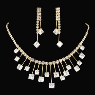 Gorgeous Alloy With Czech Rhinestones Wedding Bridal Jewelry Set,Including Necklace And Earrings