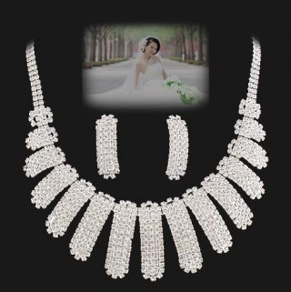Gorgeous Alloy With Czech Rhinestones Wedding Bridal Jewelry Set,Including Necklace And Earrings