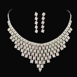 Gorgeous Alloy With Czech Rhinestones Wedding Bridal Jewelry Set,Including Necklace And Earrings