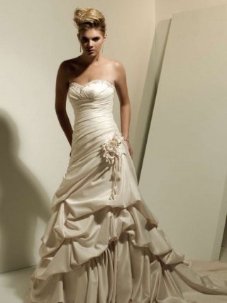 Luxurious Floor Length A-Line Sweetheart Low Back Sweep Train With Embroidery,Bandage,Flower Wedding Dresses WDresses00845