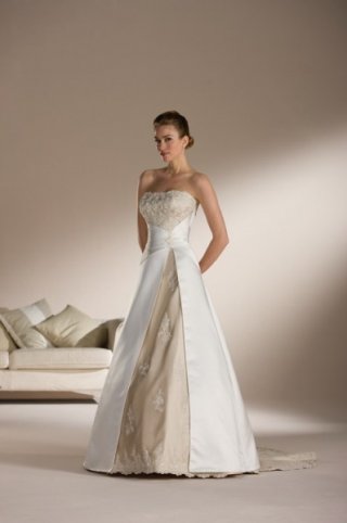 LUXURY WEDDING DRESS 041