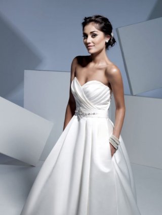 Most Popular Floor Length A-Line Sweetheart Low Back Sweep Train With Embroidery,Button Wedding Dresses WDresses00830