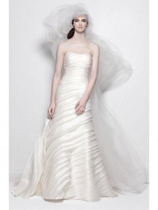 Organza Strapless Delicately Pleated Bodice Wedding Dress