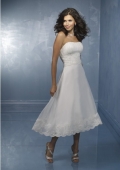 Strapless Lacing Embroider Empire Waist Keen Length wedding dress