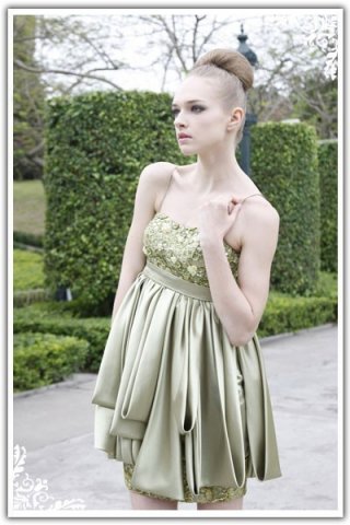 Satin Spaghetti A Line Short Green Skirt with Shoulder Straps