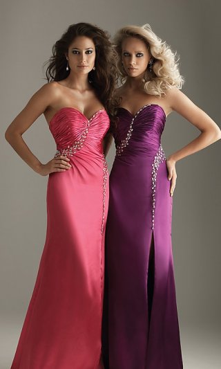 Elegant Strapless Sweetheart Dress V45