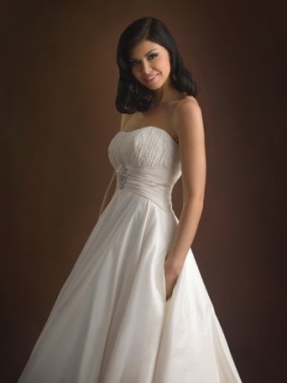 Taffeta Strapless Ruched Bodice Ball Gown Wedding Dress