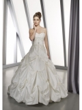 Taffeta Strapless Sweetheart Ball Gown Wedding Dress