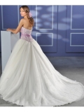 Taffeta Sweetheart Neckline Ball Gown Wedding Dress