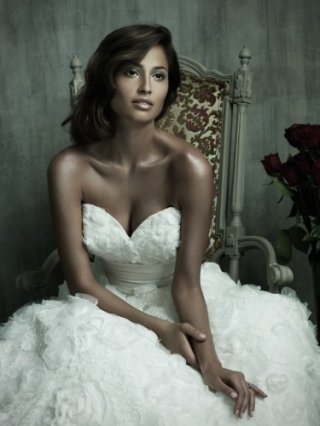 Taffeta Sweetheart Ruched Bodice Ball Gown Wedding Dress