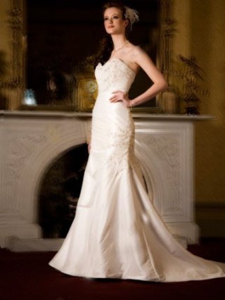Ivory Applique Beading Taffeta Mermaid Trumpet Wedding Dress