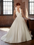 Trendy Floor Length A-Line Halter Zipper Sweep/Brush Train With Hand Made Flower Wedding Dresses