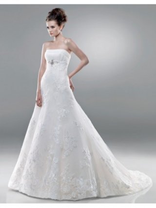 Tulle Strapless Embroidered Bodice Ball Gown Wedding Dress
