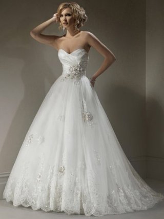 Unparalleled Floor Length A-Line Sweetheart Low Back Sweep Train With Embroidery,Button Wedding Dresses WDresses00909