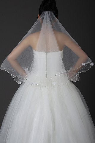 wedding veils with beads