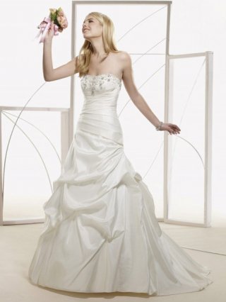 Vogue Floor Length A-Line Strapless Low Back Sweep Train With Embroidery,Bandage Wedding Dresses WDresses00837