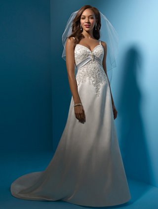 A line Sweetheart Straps Chapel train Wedding Dress (ST0051)